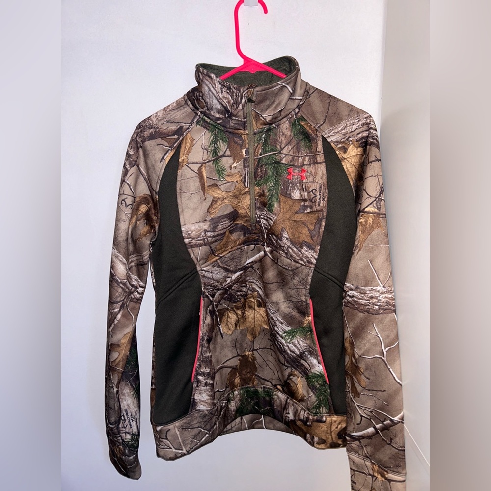 Under Armor Fitted Women’s Small Pull Over Jacket